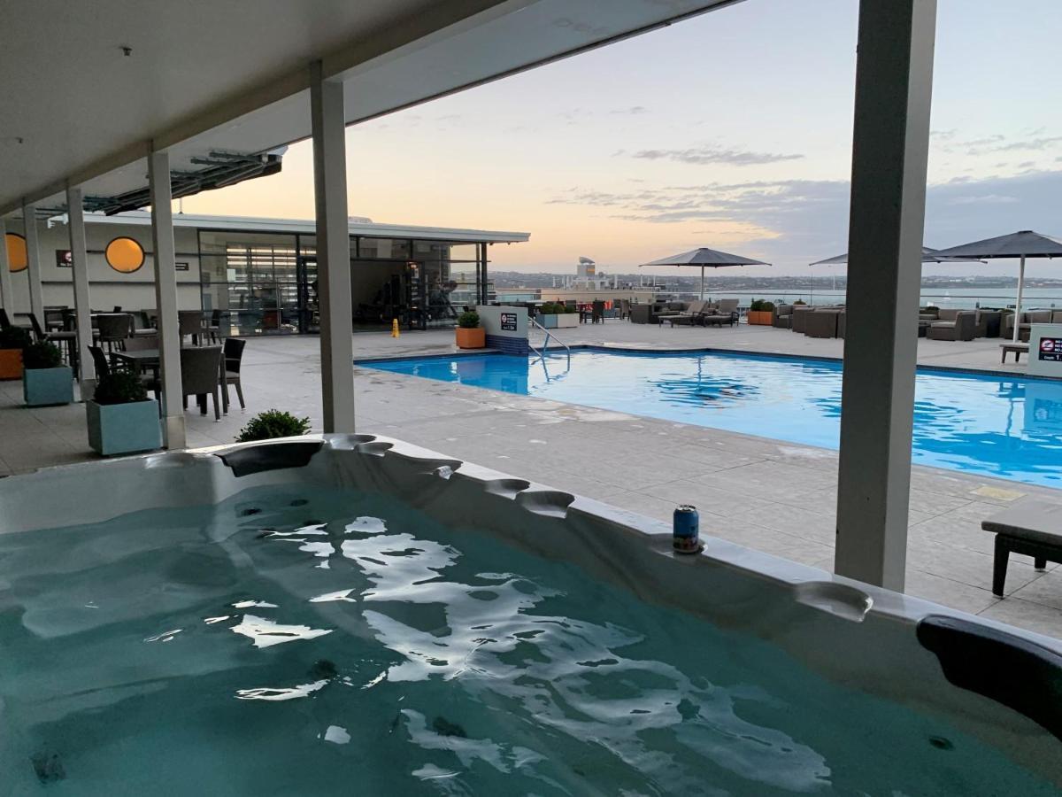 Cute Heritage Studio , Pools And Gym! Окленд Экстерьер фото